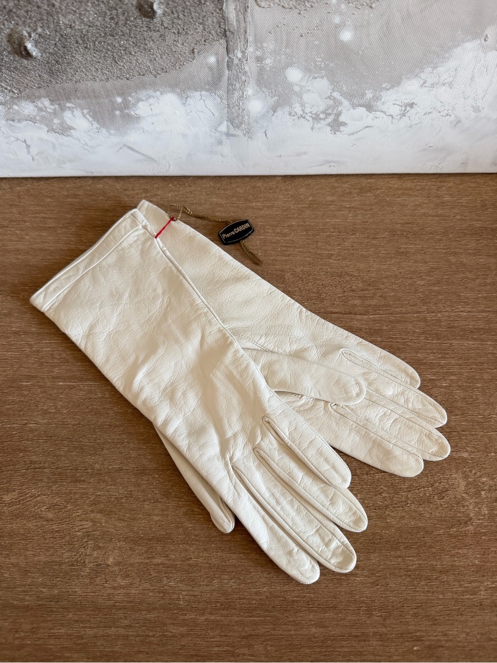 Vintage Pierre Cardin Ivory Leather Women's Gloves